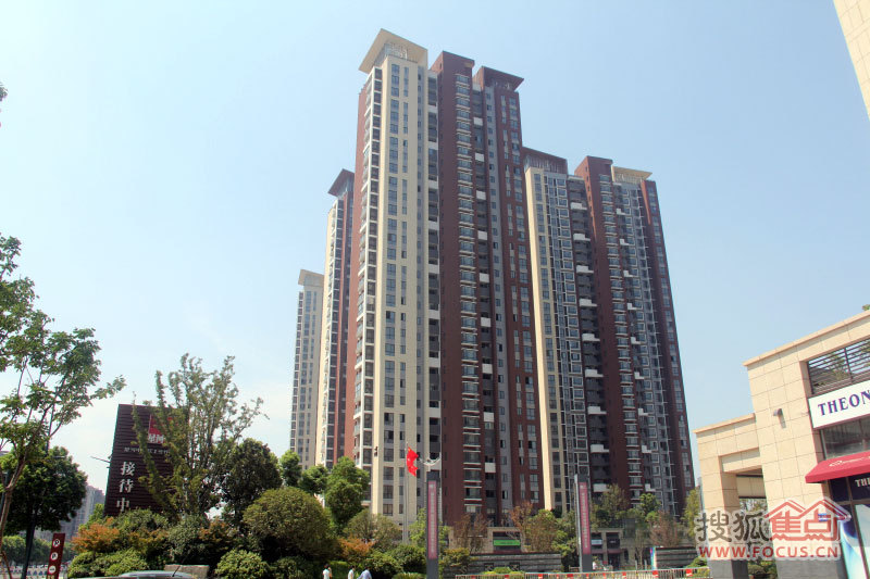 110/137实景图(137) 效果图实景图交通图样板间施工进度图周边配套图