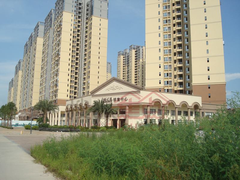 新世纪颐龙湾楼盘实景图