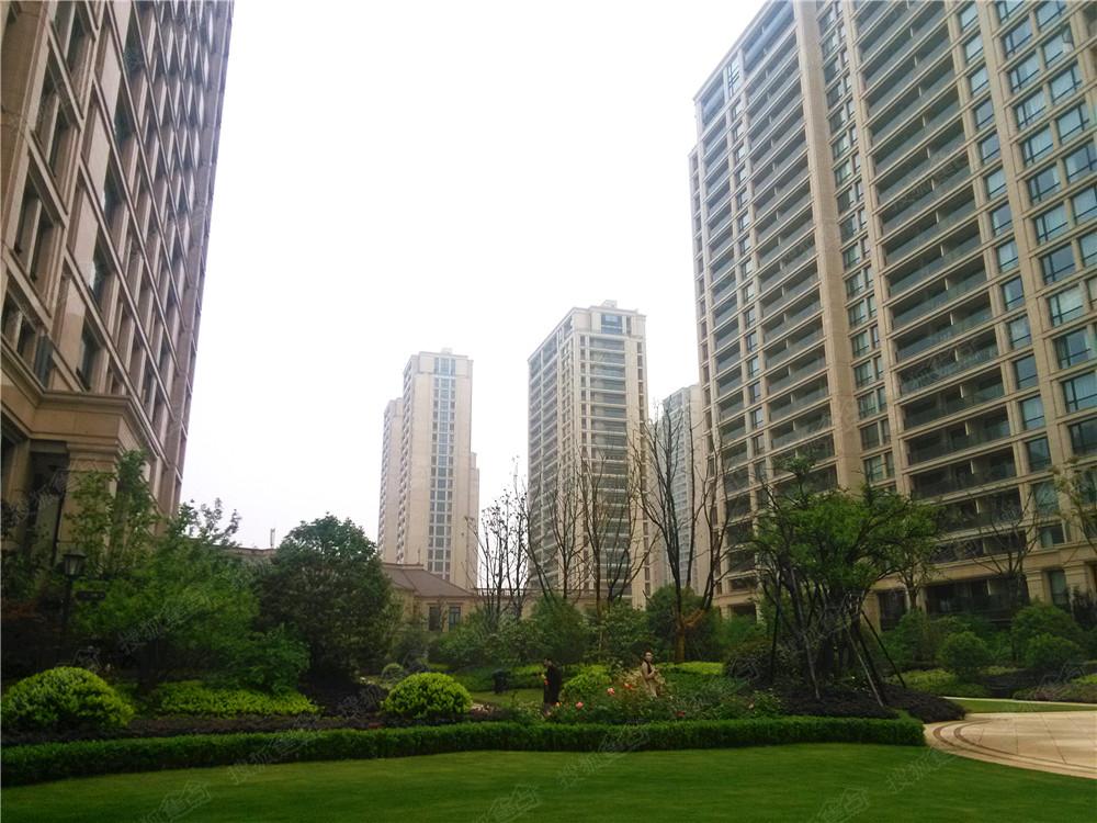 绿城明月江南楼盘实景图